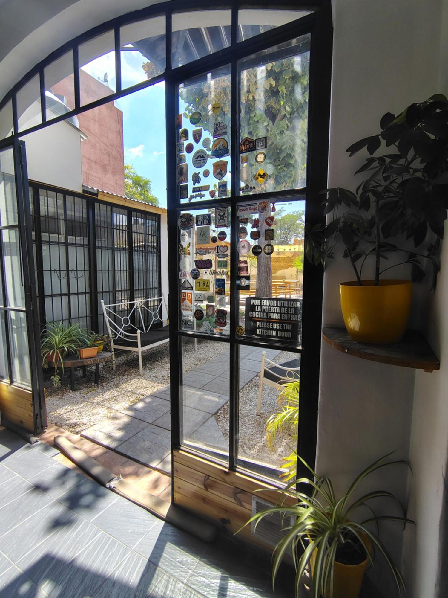 Mora Hostel Mendoza Exterior foto
